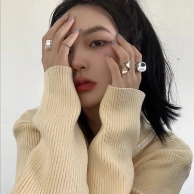 小犬与女孩